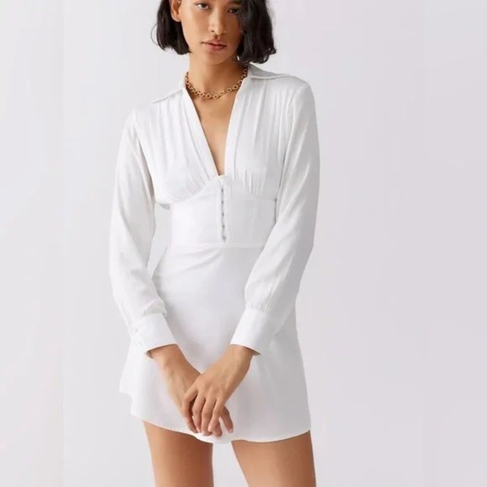 Urban Outfitters White Corset Mini Dress Long Sleeve Satin V-Neck XS L3